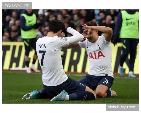 卢顿主场迎战热刺，实力对比揭示激烈争夺格局