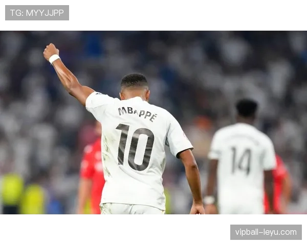 皇马后防伤病名单持续扩大,阵容稳定性面临考验 皇马后防伤病名单持续扩大,阵容稳定性面临考验