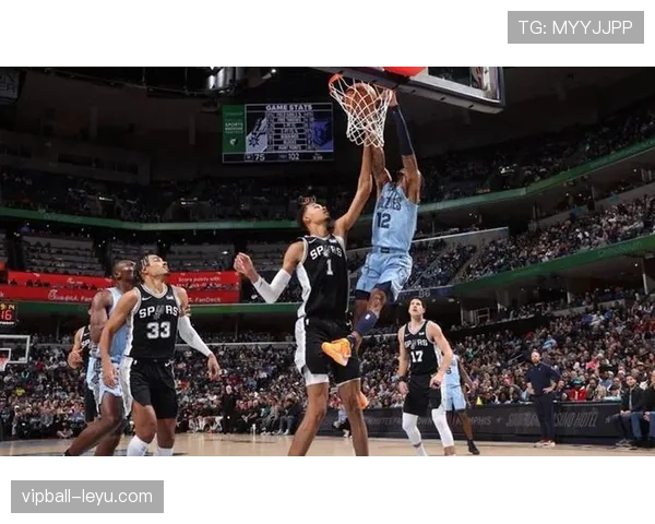 大卫·罗宾逊内线制篮优势明显 助推马刺篮板对比提升